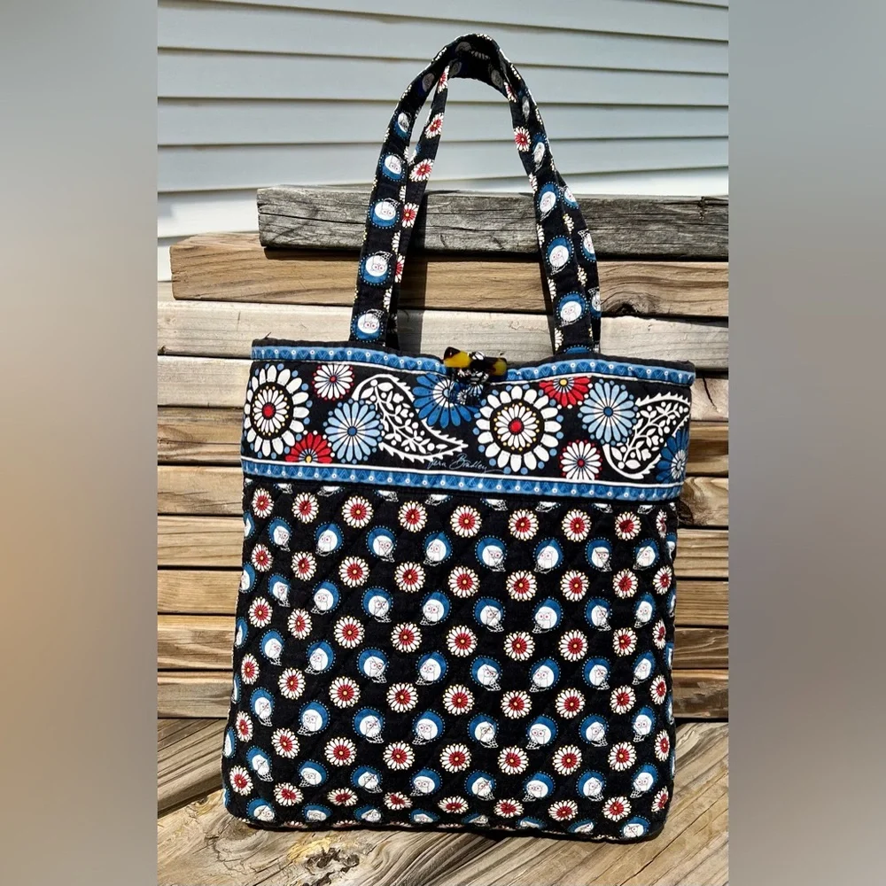- Vera Bradley Night Owl Print Tote! EUC!